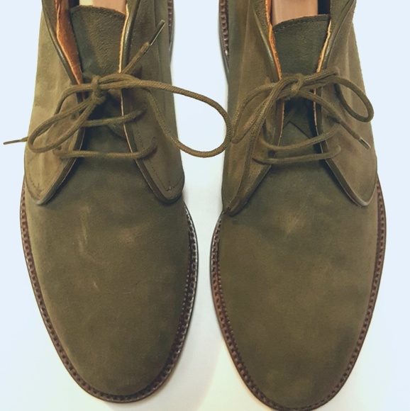 B.O.Q. Italian Suede Olive Green Chukka Boot - Picture 2 of 2